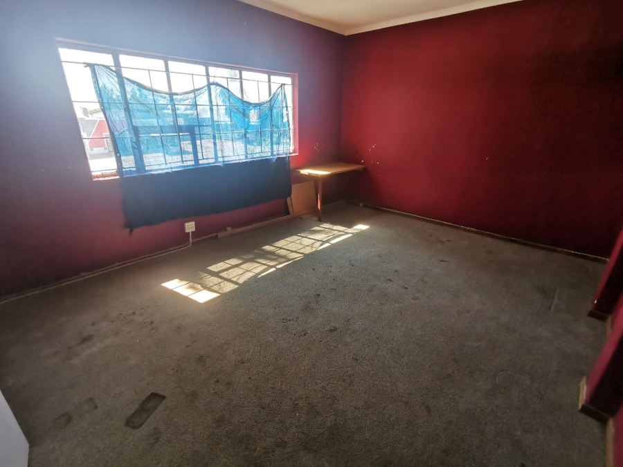 Commercial Property for Sale in Klerksdorp Industrial North West